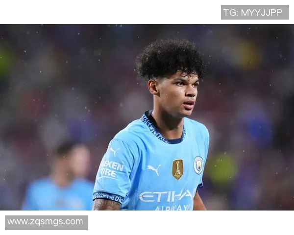 曼城新援脊梁骨折,将缺席数月时间——揭示职业球员背后的艰难与挑战 曼城新援脊梁骨折,将缺席数月时间——揭示职业球员背后的艰难与挑战