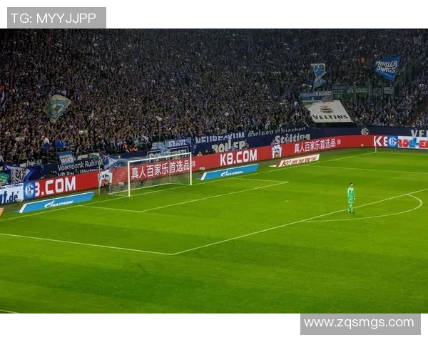 沙尔克04不敌拜仁，遭遇五连败，球队危机加重