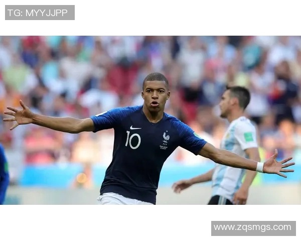 姆巴佩领衔法国队新征程展现足球天赋与团队精神的完美结合 姆巴佩领衔法国队新征程展现足球天赋与团队精神的完美结合