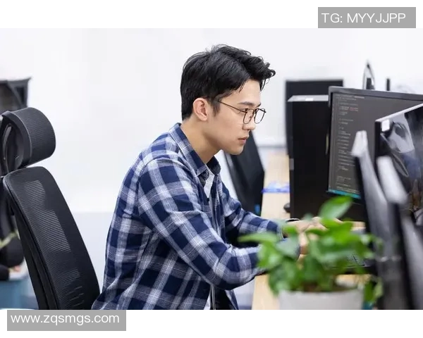 李泓澎：从默默无闻到备受瞩目的青年才俊成长之路与人生哲学探讨