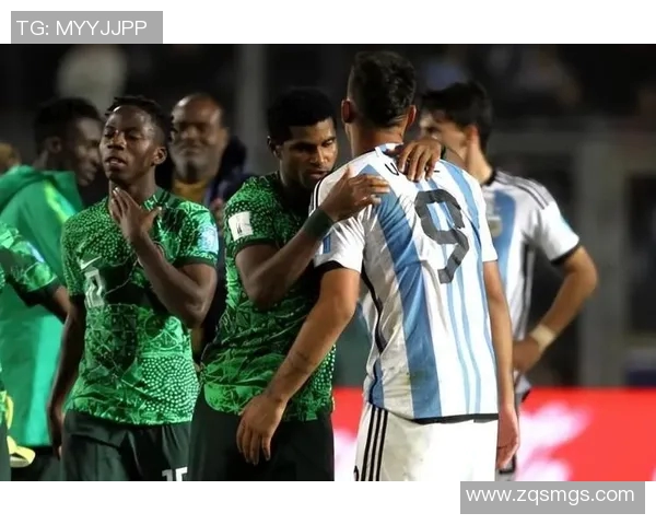 日尼利亚与南非足球对决激战正酣谁能笑到最后